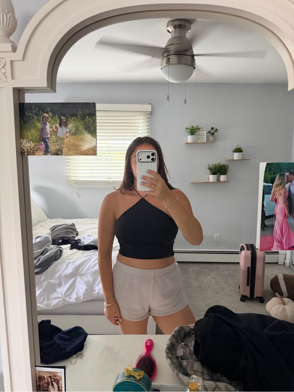 Aritizia cropped halter babton top